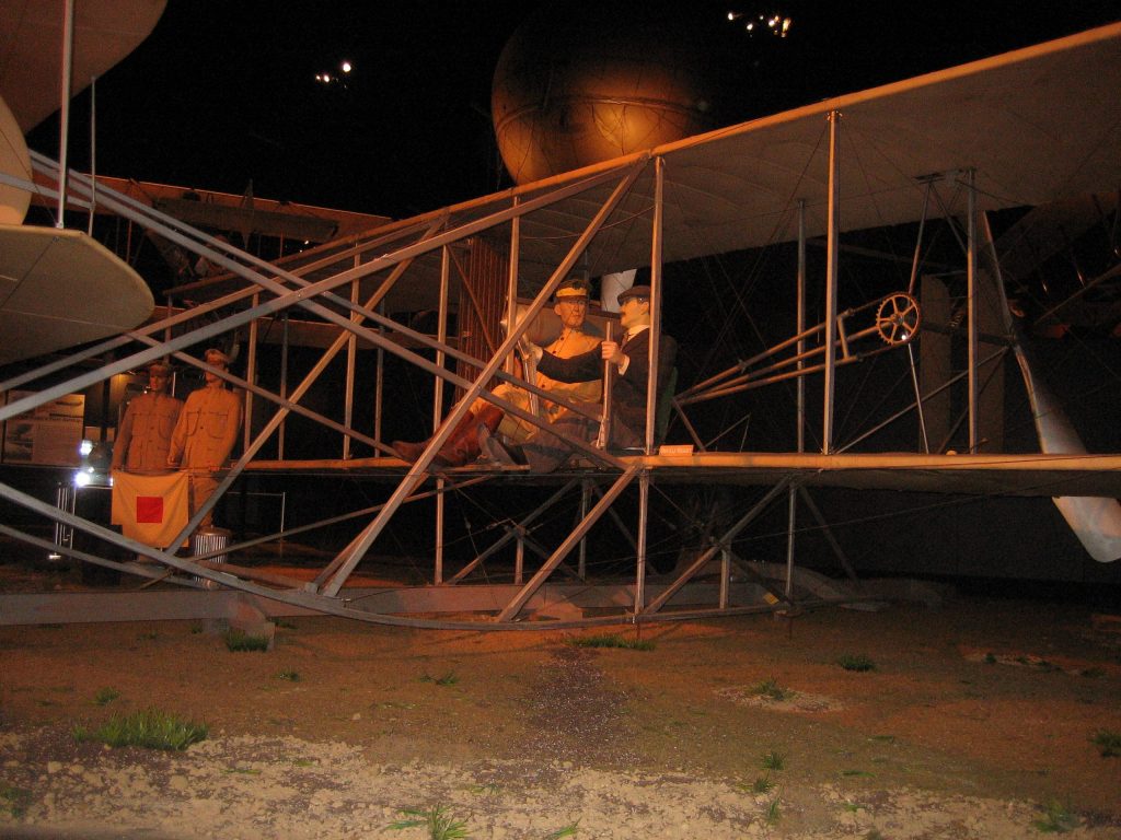 Airplanes – Αεροπλάνα